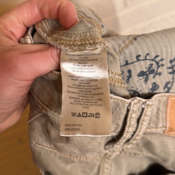 We The Free Mid Rise Button Fly Barrel Good Luck Jeans, Women’s Size 26 - Picture 9 of 10